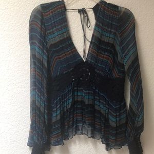 Beautiful Max Azria collection BOHO top